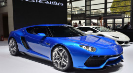 Hệ thống hybrid trên Lamborghini Asterion hoạt động như thế nào?