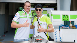 Johnny Tr&iacute; Nguyễn v&agrave; Fan Việt gặp gỡ thần tượng tại MotoGP 2014