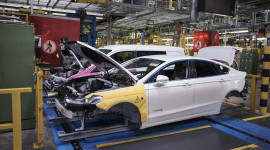 Ford bắt đầu sản xuất Mondeo Hybrid mới ở ch&acirc;u &Acirc;u