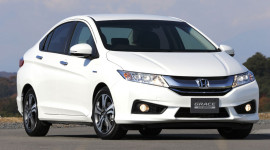 Honda City Hybrid 2015 có giá từ 16.500 USD