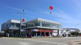Toyota “mở” showroom thứ 40 tại Việt Nam