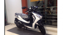 "Soi" chi tiết xe tay ga “giá rẻ” 110cc của Honda mới về Việt Nam