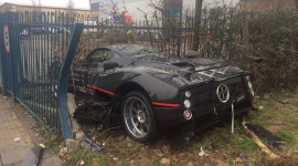 Siêu xe "độc" Pagani Zonda GJ gặp tai nạn nghiêm trọng