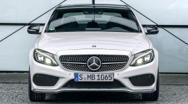Công bố giá bán Mercedes-Benz C450 AMG Sport