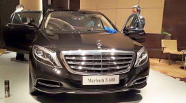 Mercedes-Maybach S600 giá gần 10 tỷ đồng chính thức "chào" Hà Nội