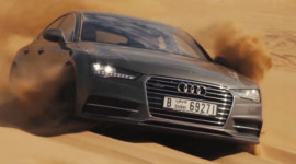Xem Audi A7 Sportback “quậy” trên đồi cát