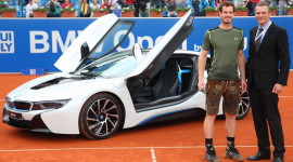 Andy Murray “ẵm” i8 sau khi đăng quang giải BMW Open 2015