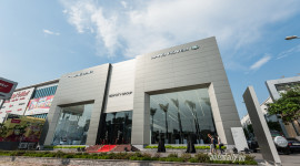 H&agrave; Nội: Khai trương showroom Jaguar Land Rover lớn nhất ĐN&Aacute;