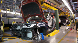 Jaguar Land Rover cân nhắc mở nhà máy ở Đông Âu