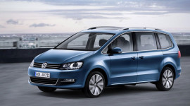 Xe gia đình Volkswagen Sharan bản cải tiến có giá từ 35.000 USD