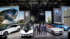 BMW đạt kỷ lục bán hàng trong 6 tháng đầu năm 2015