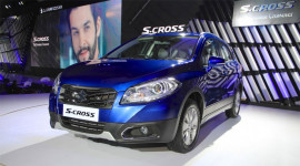 Suzuki S-Cross: Xe giá rẻ, bán chạy "như tôm tươi"
