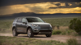 Land Rover Discovery Sport 2015 đắt kh&aacute;ch tại Việt Nam