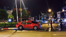 Siêu xe hơn 10 tỷ Ferrari 458 Italia gặp nạn tại Sài Gòn