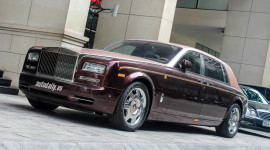 Chạm mặt xe Rolls-Royce &quot;độc nhất v&ocirc; nhị&quot; gi&aacute; hơn 50 tỷ tại H&agrave; Nội