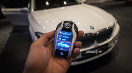 Khám phá chìa khoá BMW 7-Series 2016 tại Việt Nam