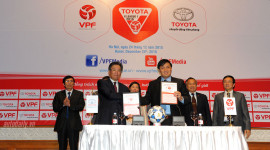 Toyota Việt Nam tiếp tục l&agrave; nh&agrave; t&agrave;i trợ ch&iacute;nh thức cho giải V-League 2016