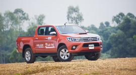 Toyota Việt Nam bán hơn 51.000 xe năm 2015