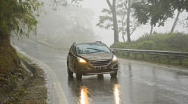 7 lưu ý “sống còn” khi lái xe trong sương