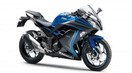 Kawasaki Ninja 300 bổ sung thêm màu mới, giá không đổi