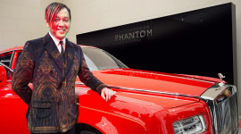 Đại gia mua 30 chiếc Rolls-Royce Phantom bắt đầu nhận xe