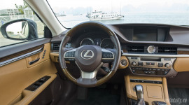 Lexus ES 350 2016: Sang trọng, đẳng cấp và an toàn