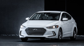 Hyundai giới thiệu Elantra Eco, giá từ 20.650 USD