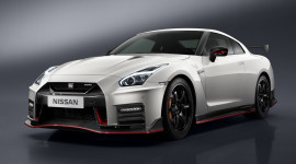 Nissan GT-R Nismo 2017 ch&iacute;nh thức tr&igrave;nh l&agrave;ng
