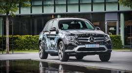 Mercedes đầu tư 7,8 tỷ USD vào công nghệ xanh