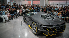 Siêu phẩm Lamborghini Centenario "đặt chân" lên đất Mỹ