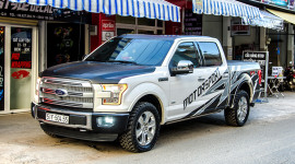 Ford F-150 Platinum phong c&aacute;ch Motorsport tại S&agrave;i G&ograve;n