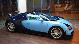 Bugatti Veyron 16.4 Grand Sport phiên bản siêu hiếm được rao bán