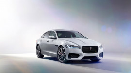 Chiều nay, Jaguar XF ho&agrave;n to&agrave;n mới ra mắt thị trường Việt