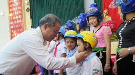 Honda Việt Nam tặng 1.000 MBH cho b&agrave; con Sơn La