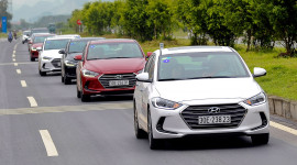 Hyundai Elantra 2016 tiêu thụ bao nhiêu lít xăng/100km?