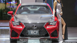 Lexus RC F Coupe cực chất với gói trang bị carbon