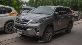 Toyota Fortuner 2016 bất ngờ lăn bánh tại Hà Nội