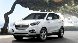 Hyundai giới thiệu d&ograve;ng xe chạy nhi&ecirc;n liệu hydro gi&aacute; rẻ v&agrave;o năm 2018
