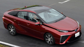 Toyota Mirai 2016 – Niềm tin vào tương lai