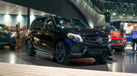 Mercedes-Benz GLE43 xuất hiện tại triển l&atilde;m LA Auto Show