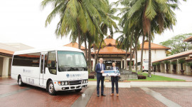 Bàn giao xe buýt ROSA Exclusive 22 chỗ cho Furama Resort Đà Nẵng
