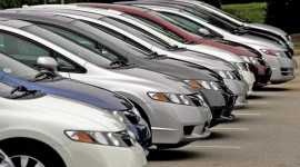 Ôtô mùa đại hạ giá: Vội mua xe, 1 tuần lỗ trăm triệu