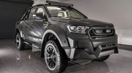 Ford Ranger Valentino Rossi - bán tải offroad hầm hố