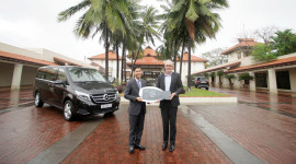 Mercedes-Benz bàn giao xe V 250 cho khu nghỉ dưỡng Furama Resort Đà Nẵng