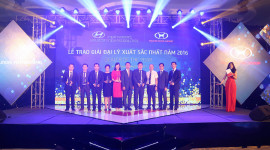 Hyundai Thành Công vinh danh đại lý tiêu biểu 2016