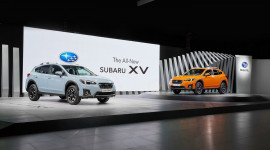 Subaru v&eacute;n m&agrave;n mẫu XV 2018 với động cơ 2.0L mới
