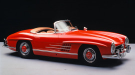 Kỷ niệm 60 năm &ldquo;huyền thoại&rdquo; Mercedes-Benz 300 SL Roadster