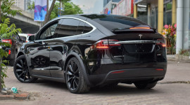 Chi tiết si&ecirc;u SUV chạy điện Tesla Model X độc nhất Việt Nam