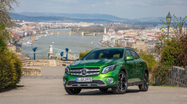 Mercedes GLA bản nâng cấp có giá từ 43.900 USD