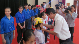 Honda Việt Nam tặng 2.000 MBH cho người dân tỉnh Thanh
